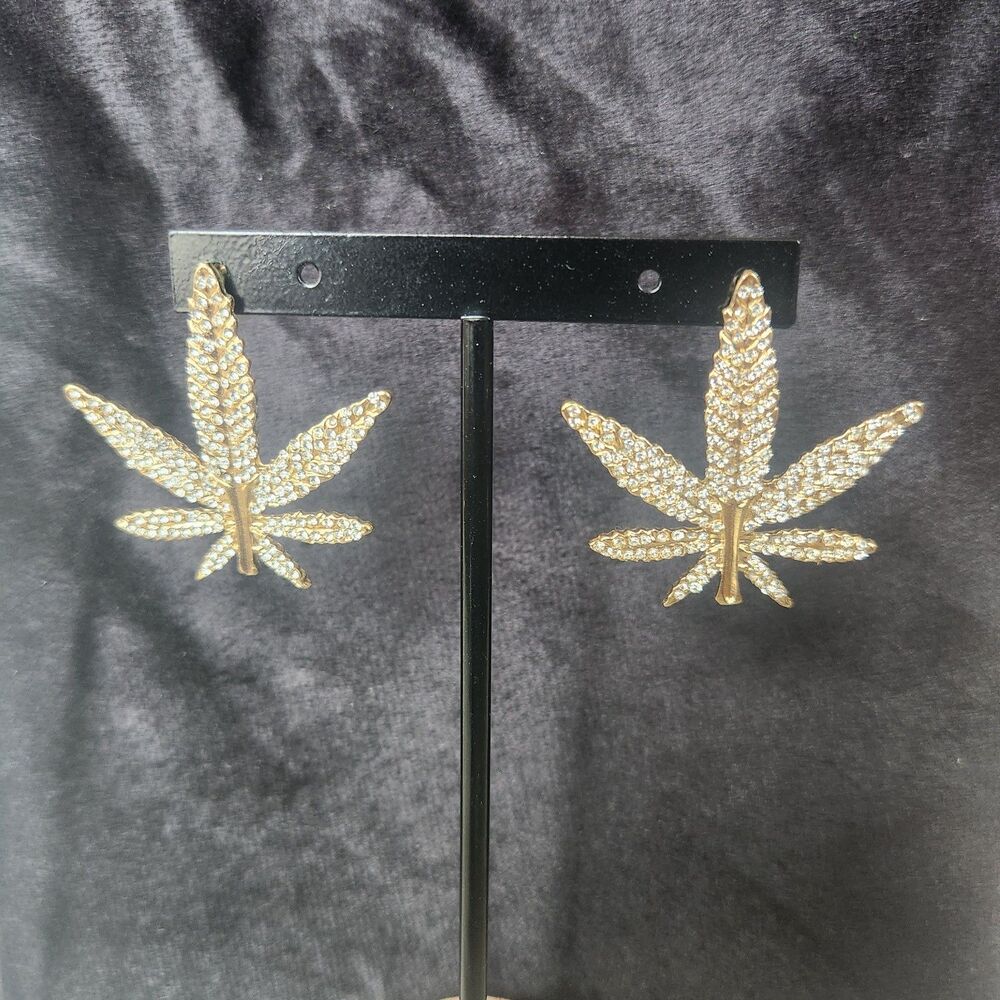 New Akira Catch a Vibe Statement Rhinestone Leaf Earrings